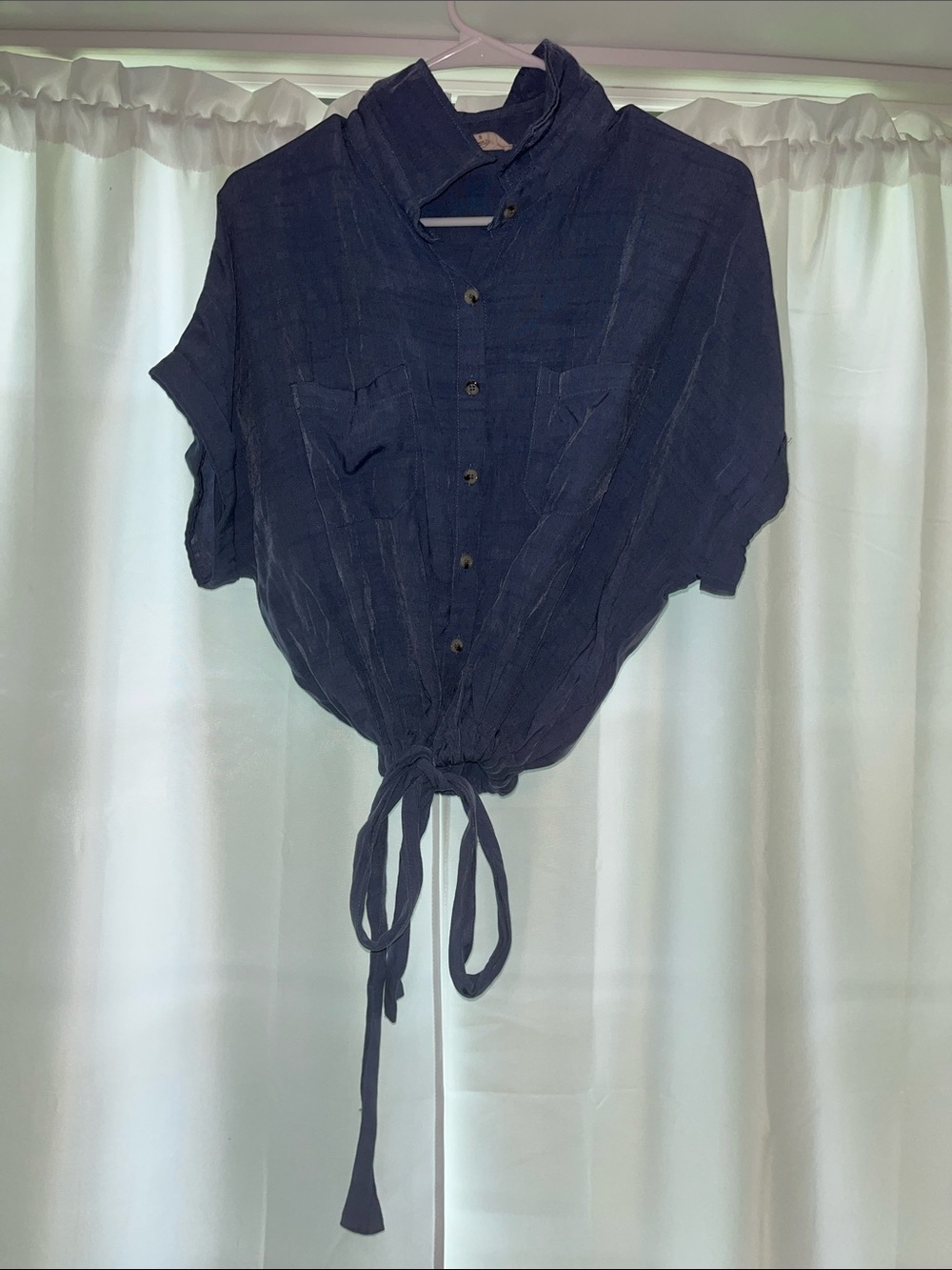 eesome Navy Button-Up Tie-Hem Short Sleeve Top